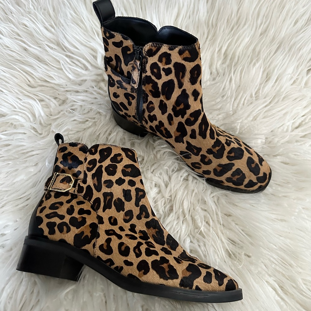 Cole Haan calf hair leopard print leather booties ladies‎ 8.5
